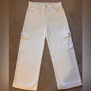 AE White Stretch Super High-Waisted Cargo Baggy Wide-Leg Jean SIZE 10 SHORT